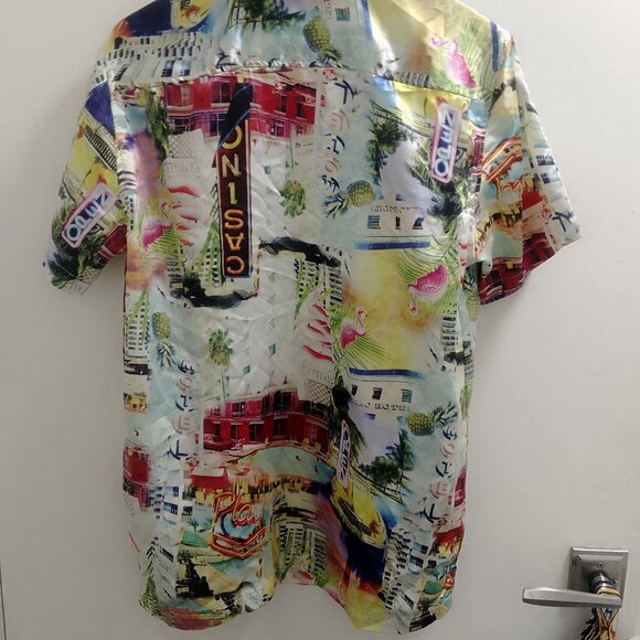 Fresh Prints Of Bel-Air, Men's Short Sleeved Buttoned Top - Picture 6 of 6
